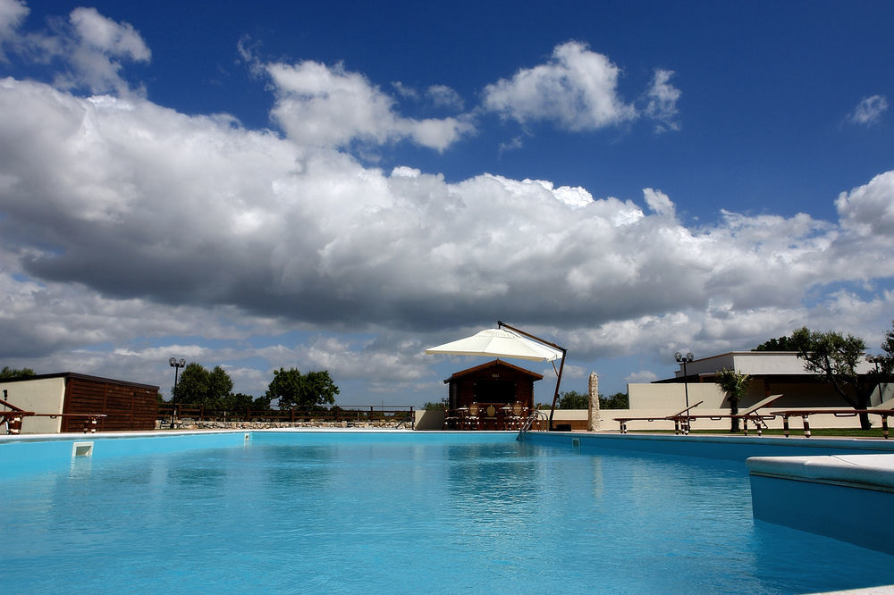 Masseria La Grande Quercia Hotel Mottola Buitenkant foto